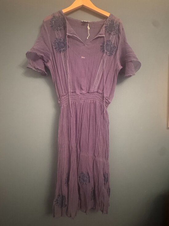 Sundance Dresses & Skirts - Sundance 100% Cupro Boho Dress: Periwinkle with Embroidered Florals